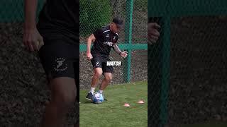 Simple hack for beginners | Ball Mastery for Soccer #footballcoaching #footballhacks #soccerdrills