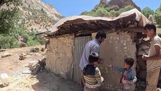 Decorating the hut by nomadic artists and building a beautiful hut