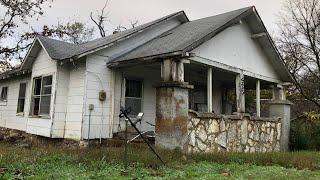 Metal Detecting at Really Cool Old House with the Equinox 700 ️