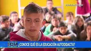 Educación autodidacta: aquí no hay horarios ni uniformes y se puede oír música