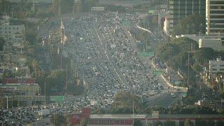 Thanksgiving traffic on 405 Freeway in Los Angeles