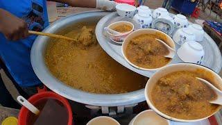 This Man Sells Biggest Beef Nalli Nihari Haleem! Popular street food! #BdFood