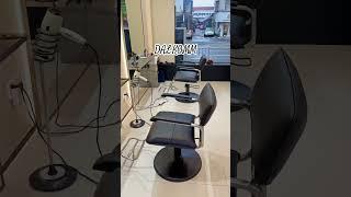 Streetview Chic Meets Styling Precision — DAL.KOMM’s Urban Duo Chair Setup