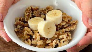 Only 2 ingredients! You will be surprised! Whisk together the banana and walnuts. asmr