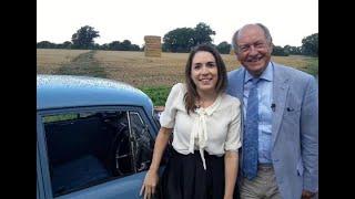 Bargain Hunt's Stephanie Connell says 'it can be tough' as she makes show admission