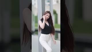 Beautiful Chinese Girl | Chinese Street Fashion #shorts #chinesefashion #douyin