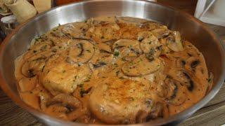 Turkey breast with mushrooms in a delicious cream sauce, simple and delicious recipe