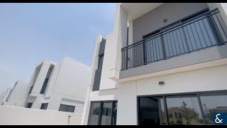 Modern Living: Brand New 4 Bed Villa in Dubai Land