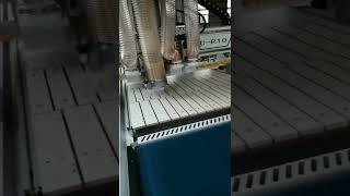 Four heads and 12 tools woodworking atc cnc router