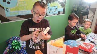 NEW iPHONE SURPRiSE FOR BiRTHDAY (full video) 