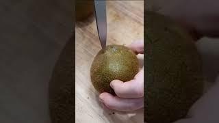 Kiwi Fruit #amazing #satisfying #fruitcutting #kiwi #fruit #yummy #shorts #fyp #viralvideo #nice