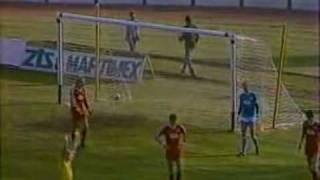 1988 89 UEFA dac osters goal3 takac