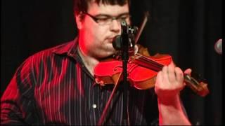Damien Mc Geehan (fiddle) and Seán Mc Elwain (guitar)