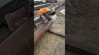 welding base plate to a shell pile