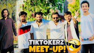 Wah Cantt Ma TikTokers Ka Meet-up? |Kon Kon Aa Raha Hai|?️