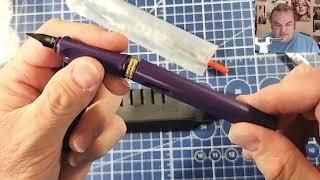 Lamy Dark Lilac Safari Fountain Pen