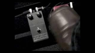 Jack Deville Buzzmaster vs Keeley Fuzz Head Pedal Shootout