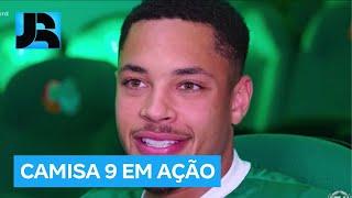 Maior contratação da história do futebol brasileiro, Vitor Roque já está treinando no Palmeiras