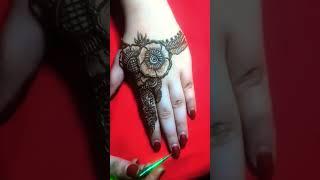 simple henna #shortvideo #mehendi #henna #youtubeshorts #hennadesign #sam #art #ytshorts #viral