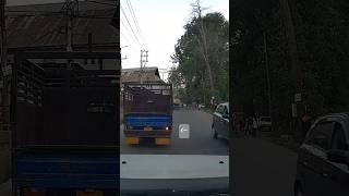 iss #indicator  ka kya #matlab  hosakta hai   || #viral #trending #roadrules #ruleofroad #dashcam