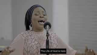 Tope Alabi ,TY Bello and George- IMOLE DE (Spontaneous Song)- Video