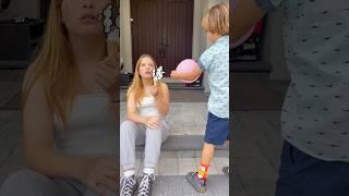 Fart Prank  #shorts #funny Toia e Ro