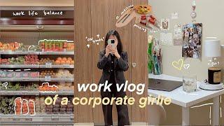 work vlog | prioritizing self growth, realistic 9-5 work week, ft. skillshare weyatoons