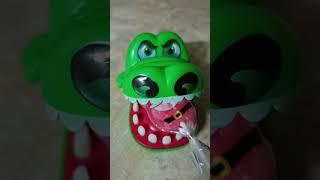 Santa Claus lollipop & eating crocodile e # short # video # viral # santa # ytshorts