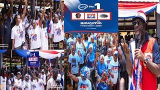 Obuasi Ay3 Butubutu As Market Traders Halt Business To Welcome NAPO & NPP Campaign With  Happiness..