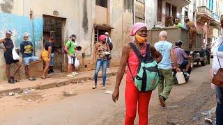 Como se vive en LA HABANA CUBA.Problemas actuales de Cuba.LO MALO DE VIVIR en Cuba.Ayuda en la Calle