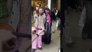We met this amazing singer in st Pancras train station..