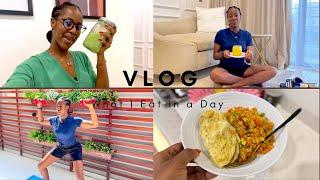 WHAT I EAT & DO in a Day On a Detox Cleanse (Breakfast, Lunch, Dinner & Snack + Exercise Routine