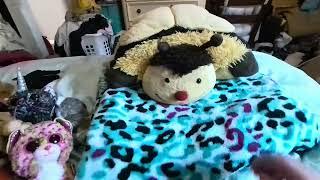 Review on my Bumblebee Pillow Pet