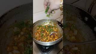 Chilli Paneer Samosa..️.. #paneersamosa #samosa #food #viralfood #homesnacks #snacks #shortvideos