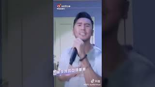 #博君一肖 一个王一博看别人唱歌和看肖战唱歌不同反应的双标糖