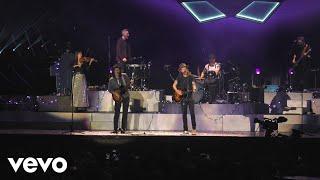 The Lumineers - Gale Song (Live From Wrigley Field) ft. James Bay