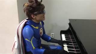 모여라딩동댕 번개맨이 피아노치며 노래 하는 모습 대박반전~!!!  와우  멋쪄~ 따라부르게 되자나 ㅋㅋ