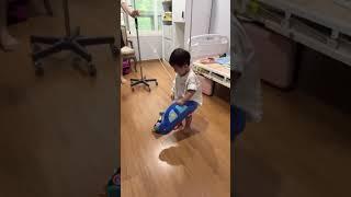 #구스파파 #구스파파제삿날 #오리잡기 #오리때려잡기 #장난감 #슬기로운병원생활 #아이와함께 #불쌍한구스파파 #병원길항상함께 #구스파파화이팅 #아기일상 #21개월아기 #bady