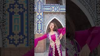 Singer:gülgine mollaemet song:Uyghur folk song #folksong #dance #uyghurmusic #music #folkdancemusic