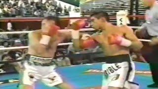 WOW!! WHAT A KNOCKOUT - Erik Morales vs Alberto Martinez, Full HD Highlights