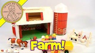 Vintage 1981 Fisher-Price Farm & Silo #915 (4th Generation) Green Plastic Base Barn Toy