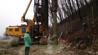 Устройство сваи в обсадной трубе (бурение BAUER BG