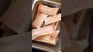 How to make roasted bone marrow #bonemarrow #roastbonemarrow #cooking #appetizer