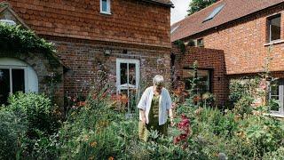 Explore an INSIDE-OUT house | Tour this Transformed Cottage by ARCHITECT Barbara Weiss in Wiltshire