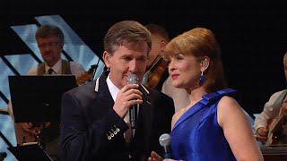 Daniel O'Donnell with Mary Duff - It Doesn't Matter Anymore [Live In Dublin]