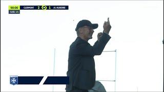 Jean-marc Furlan (Auxerre’s Choach)￼￼￼￼￼ Giving The Finger To Clermont’s Crowd | Real Shithousery