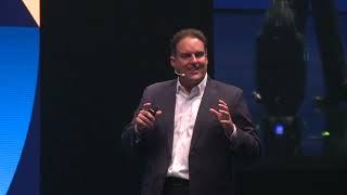 Kyle Leciejewski presents the Keynote Session at Dell Technologies Forum Mexico