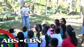 Bandila: Guro mula Masbate, naglilibot para magturo sa mga bata