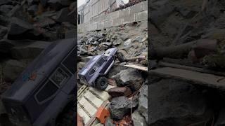 RC Redcat Gen8 V2 rock crawling, scaling walls