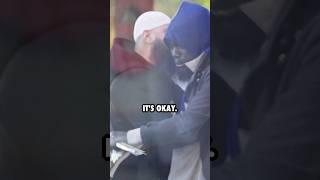 Homeless man shows HONESTY towards a Muslim *EMOTIONAL*